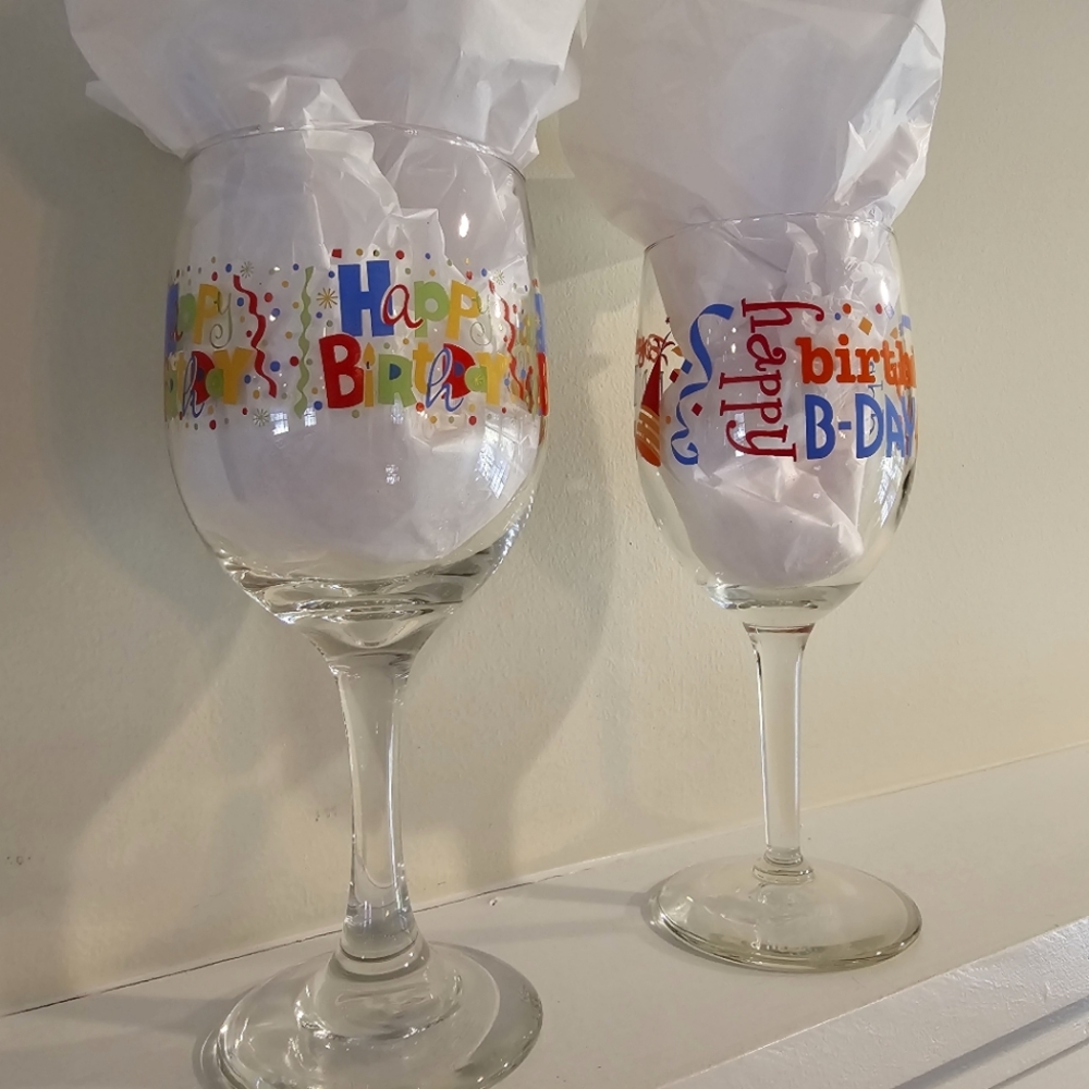🐕 2 Birthday Wine Glasses 🐕